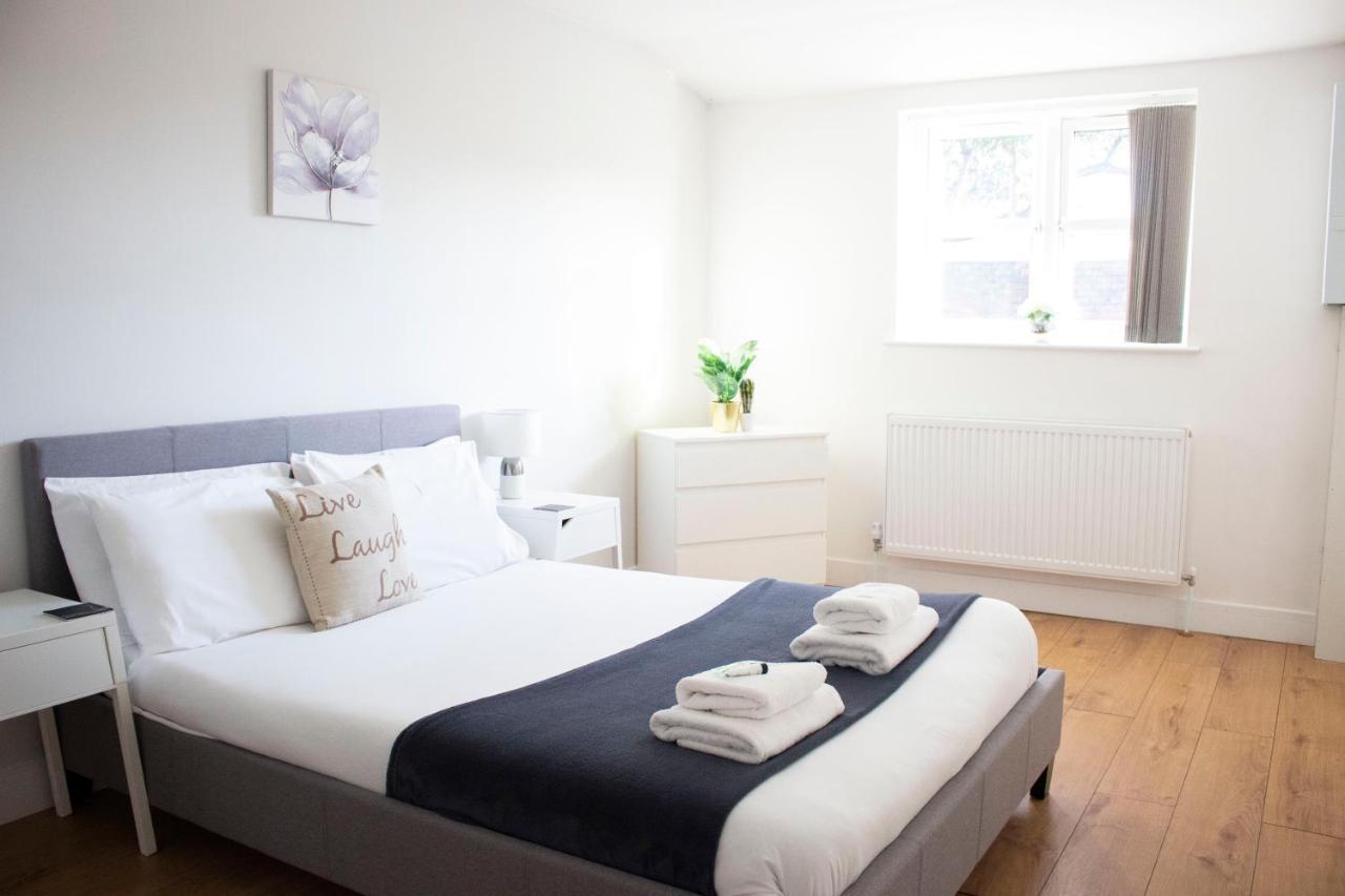 לאפבורו Large Ground Floor Pet Friendly 2 Bedroom Apartment With Free Parking מראה חיצוני תמונה
