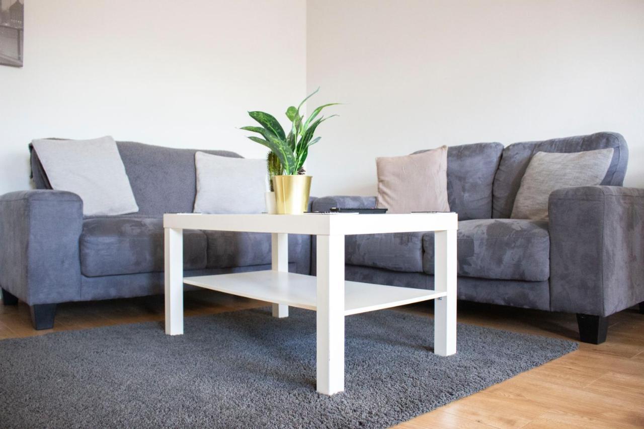 לאפבורו Large Ground Floor Pet Friendly 2 Bedroom Apartment With Free Parking מראה חיצוני תמונה